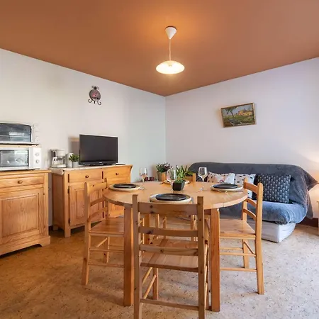 4 Personnes Avec Terrasse Et Parking A Lary - Fr-1-296-196 Daire Saint-Lary-Soulan