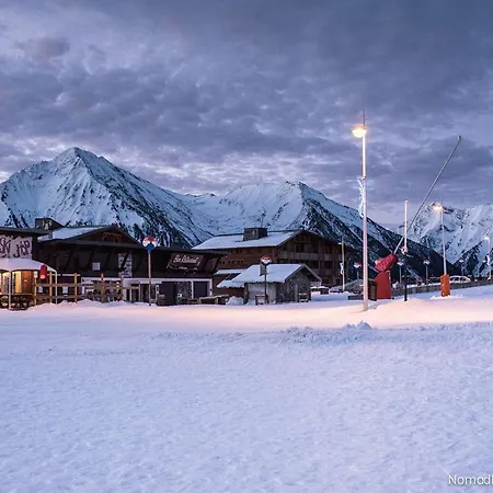 شقة 4 Personnes Avec Terrasse Et Parking A Lary - Fr-1-296-196 سانت لاري سولون