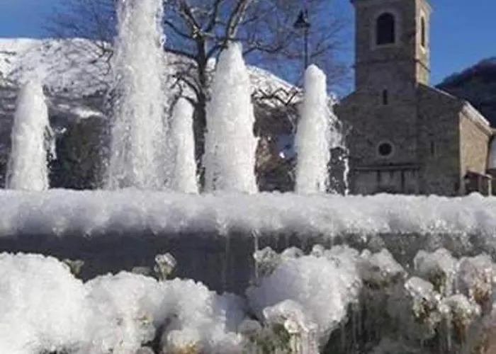 4 Personnes Avec Terrasse Et Parking A Lary - Fr-1-296-196 公寓 圣拉里苏朗